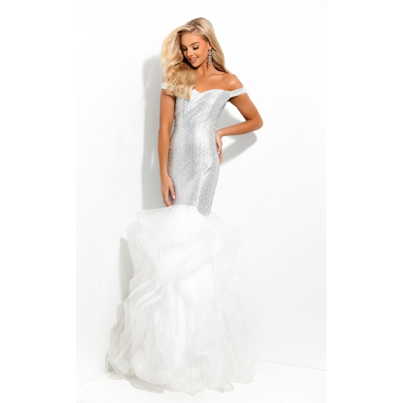 Jasz Couture 7334 Dress