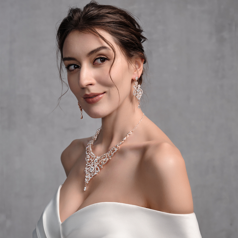 Ladies' Beautiful Alloy With Irregular Cubic Zirconia Jewelry Sets For Bride