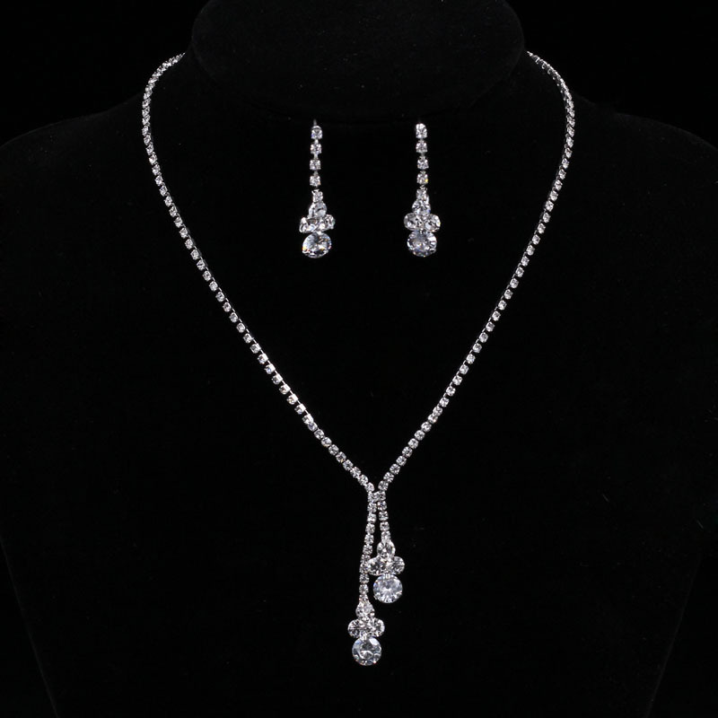 Ladies' Vintage Alloy With Irregular Rhinestone Jewelry Sets