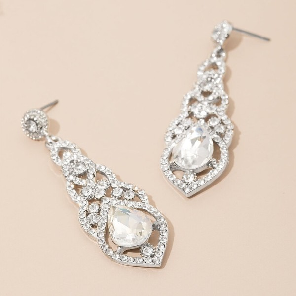 Ladies' Romantic Alloy With Irregular Rhinestone Earrings