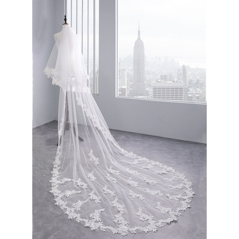 Two-tier Lace Applique Edge Chapel Bridal Veils With Lace