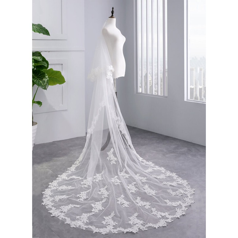 Two-tier Lace Applique Edge Chapel Bridal Veils With Lace