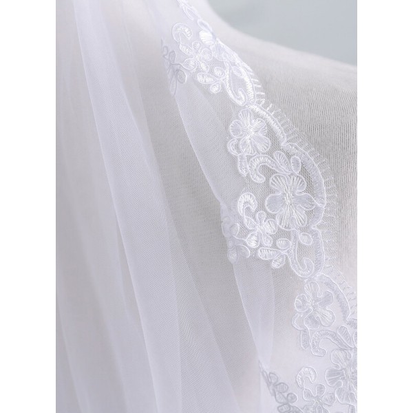 One-tier Lace Applique Edge Elbow Bridal Veils With Lace