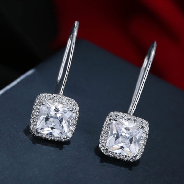 Unique Alloy With Irregular Cubic Zirconia Earrings