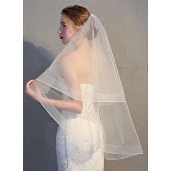 Two-tier Pencil Edge Fingertip Bridal Veils With Ribbon