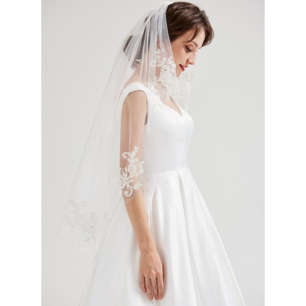 One-tier Cut Edge Fingertip Bridal Veils