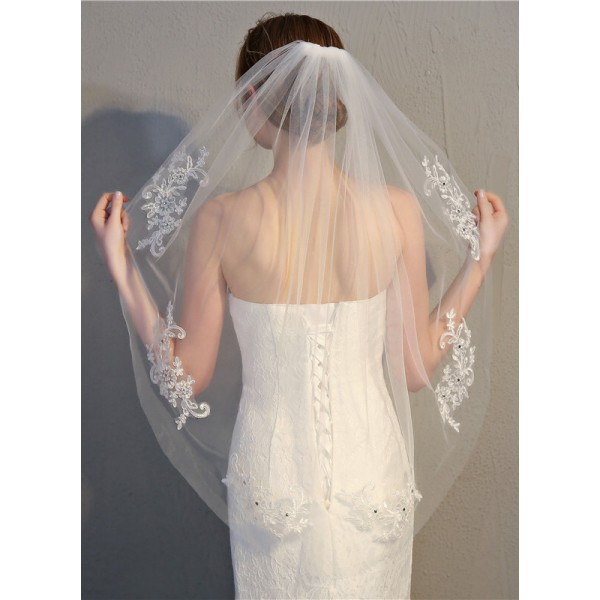 One-tier Cut Edge Fingertip Bridal Veils