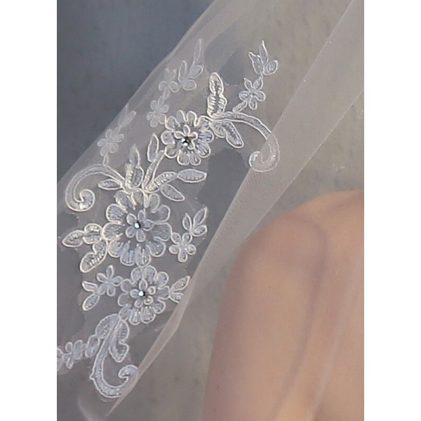 One-tier Cut Edge Fingertip Bridal Veils