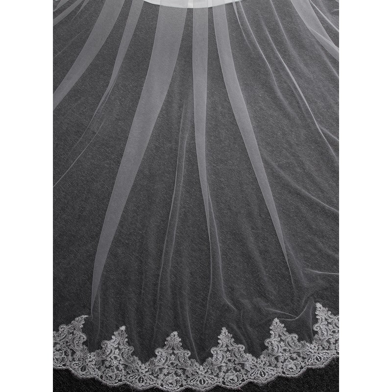 Two-tier Lace Applique Edge Cathedral Bridal Veils With Lace