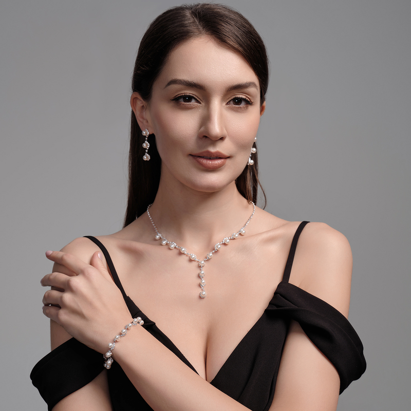 Ladies' Alloy With Irregular Rhinestone Jewelry Sets