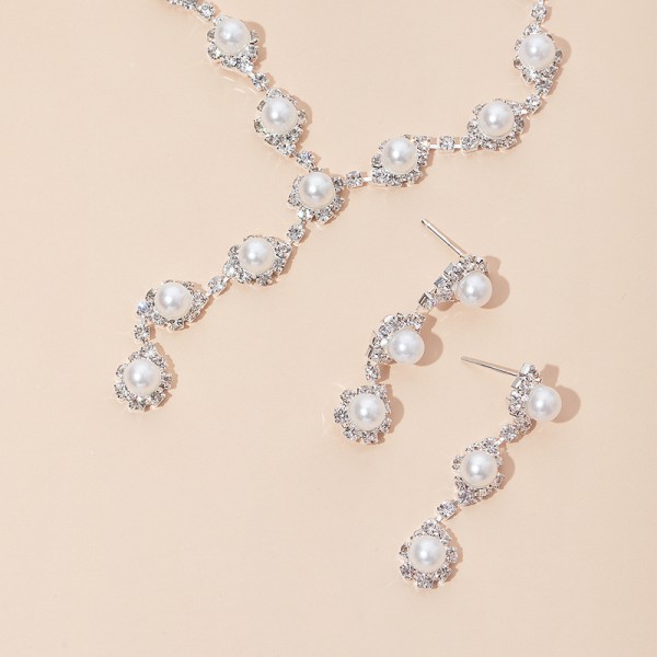 Ladies' Alloy With Irregular Rhinestone Jewelry Sets