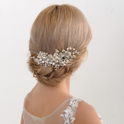 Combs & Barrettes/Headpiece Amazing With Venetian Pearl (Sold in single piece)