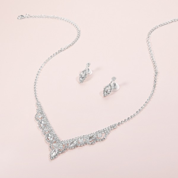 Ladies' Classic Alloy With Irregular Rhinestone Jewelry Sets