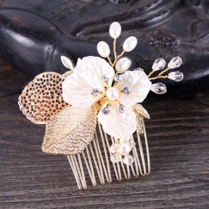 Combs & Barrettes/Headpiece Classic With Venetian Pearl