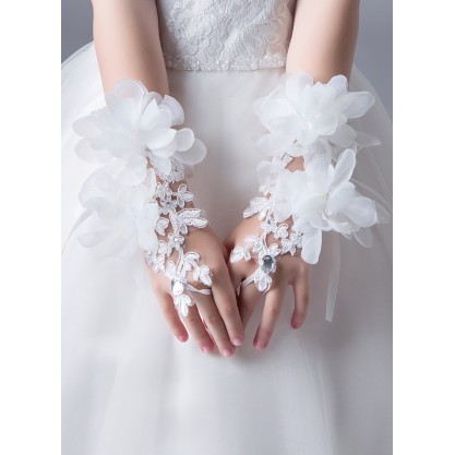 Lace With Crystal/Flower Wrist Length Glove