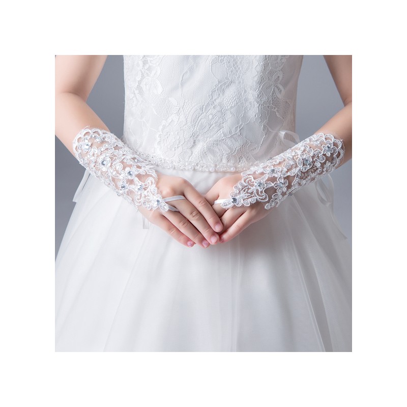 Lace With Lace/Crystal Wrist Length Glove