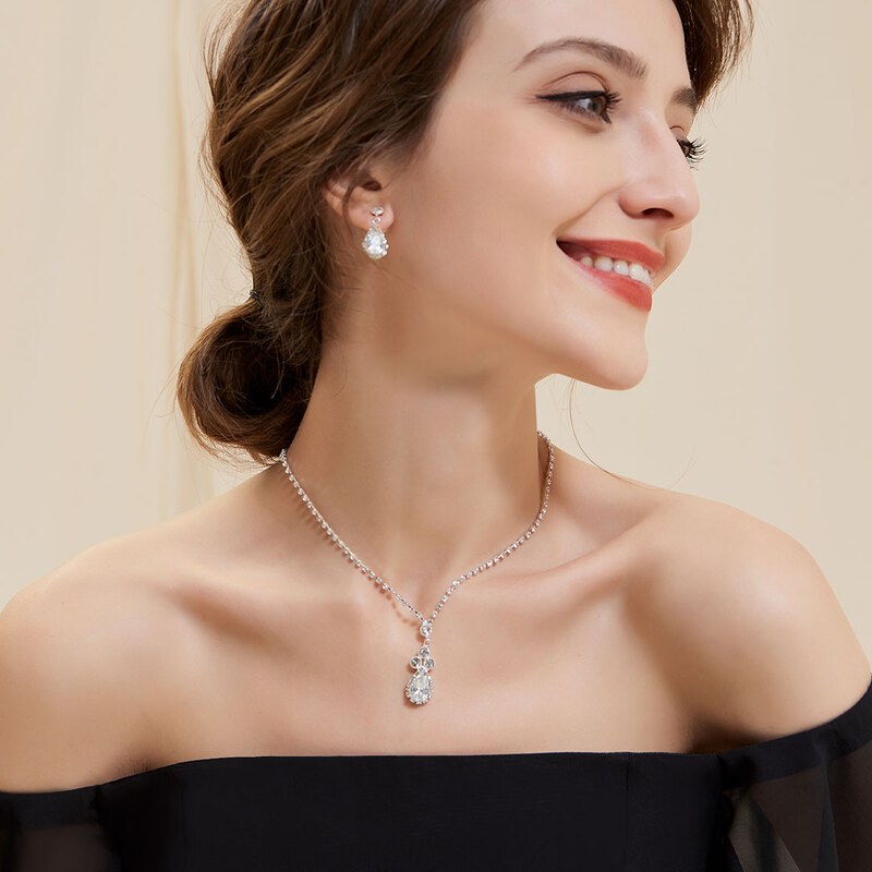 Ladies' Elegant Alloy With Irregular Rhinestone Jewelry Sets