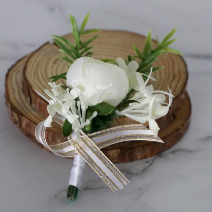 Gorgeous Free-Form Silk Flower Boutonniere (Sold in a single piece) -