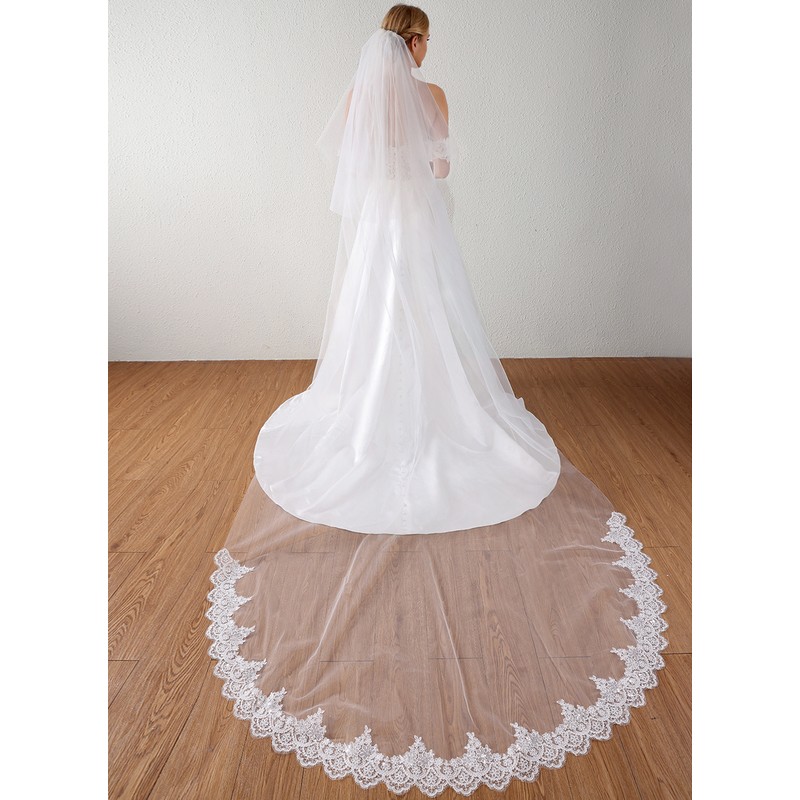 Two-tier Lace Applique Edge Cathedral Bridal Veils With Lace