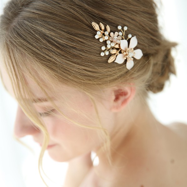 Combs & Barrettes/Headpiece Beautiful With Venetian Pearl (Sold in single piece)