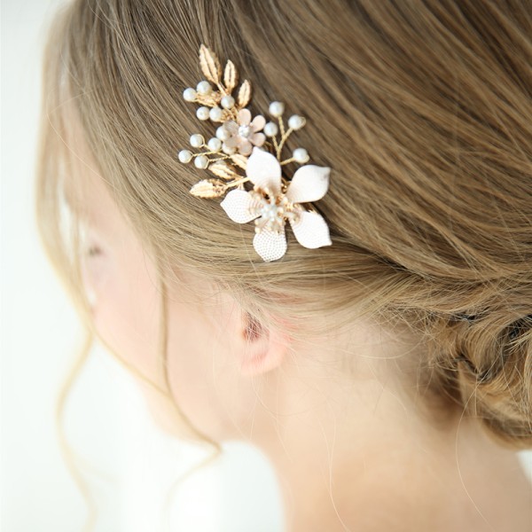 Combs & Barrettes/Headpiece Beautiful With Venetian Pearl (Sold in single piece)