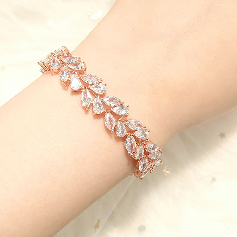 Ladies' Leaves Shaped Alloy With Irregular Cubic Zirconia Bracelets