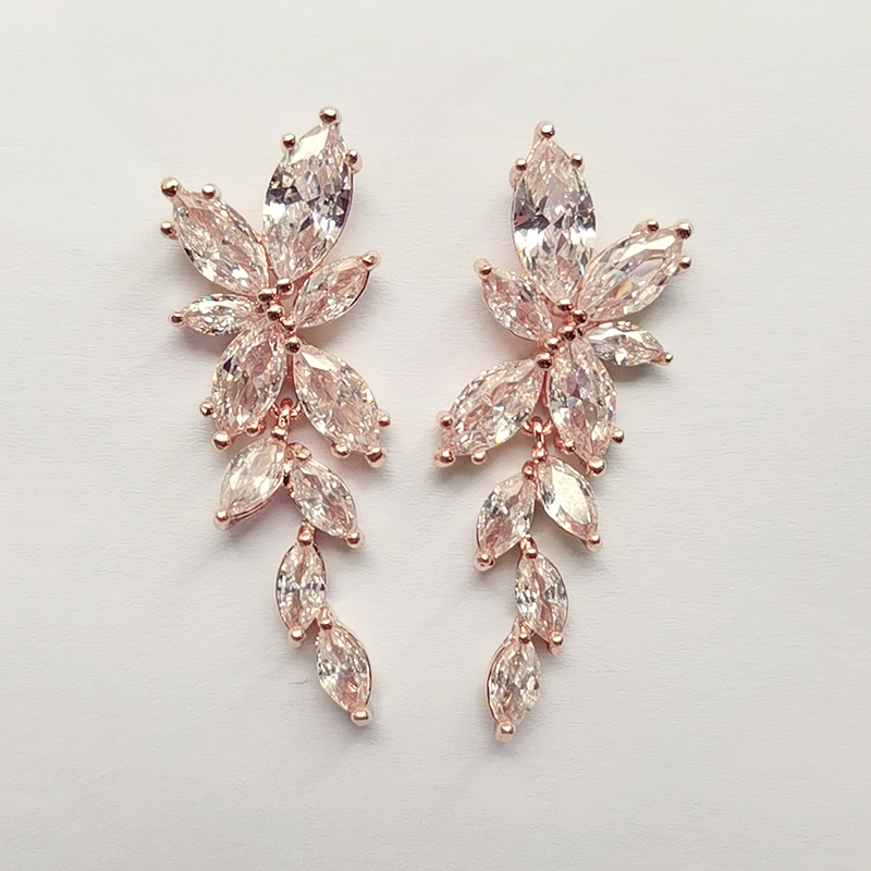 Ladies' Elegant Alloy With Irregular Cubic Zirconia Earrings For Bride/For Bridesmaid/For Mother