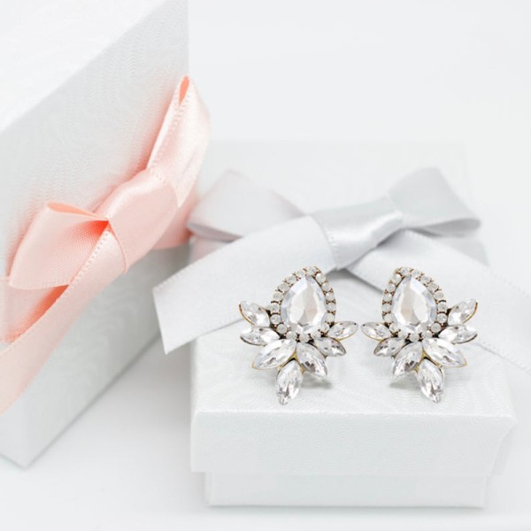 Ladies' Elegant Alloy With Irregular Rhinestone Earrings