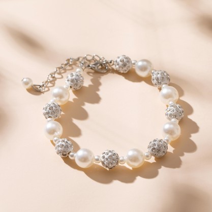 Ladies' Stylish Alloy With Round Pearl Bracelets