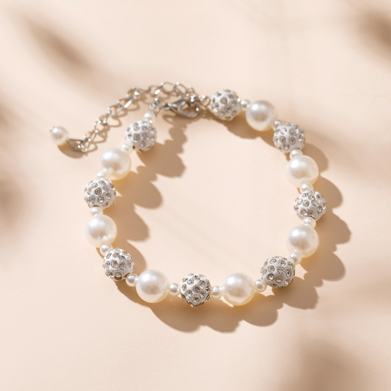 Ladies' Stylish Alloy With Round Pearl Bracelets