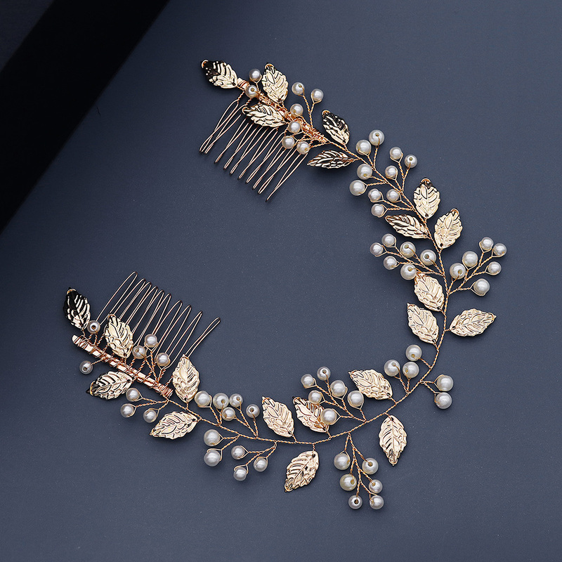 Combs & Barrettes/Headpiece Beautiful With Venetian Pearl (Sold in single piece)