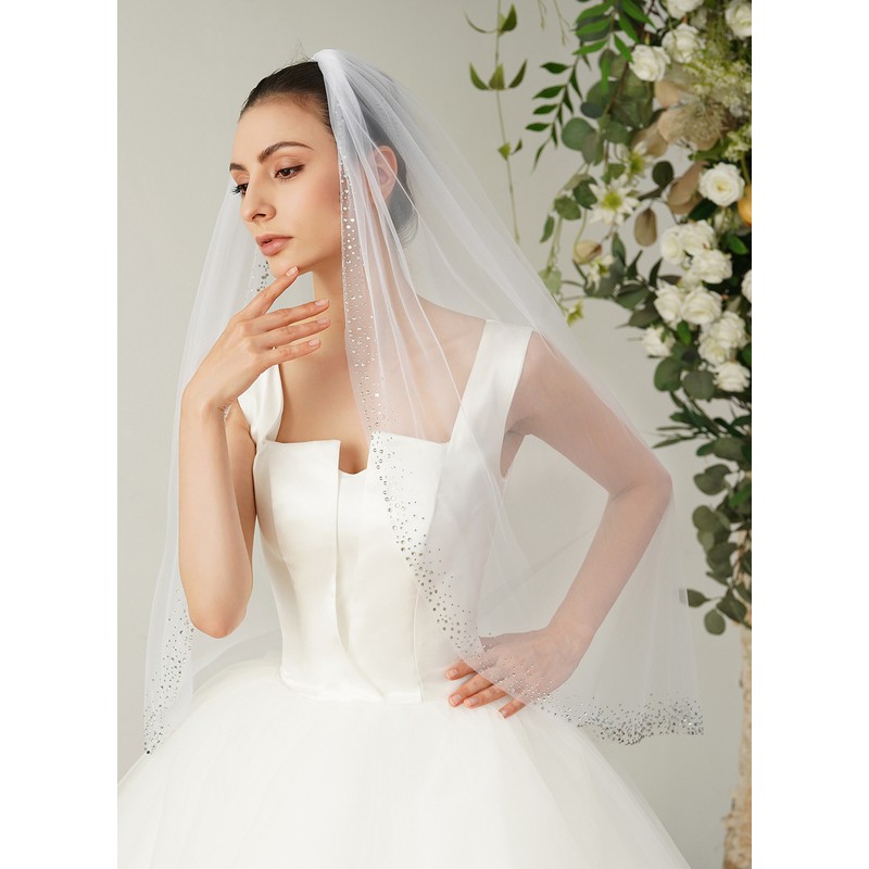 One-tier Sequin Trim Edge Fingertip Bridal Veils With Rhinestones