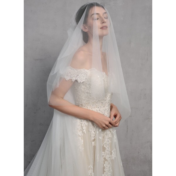 Two-tier Lace Applique Edge Cathedral Bridal Veils With Lace