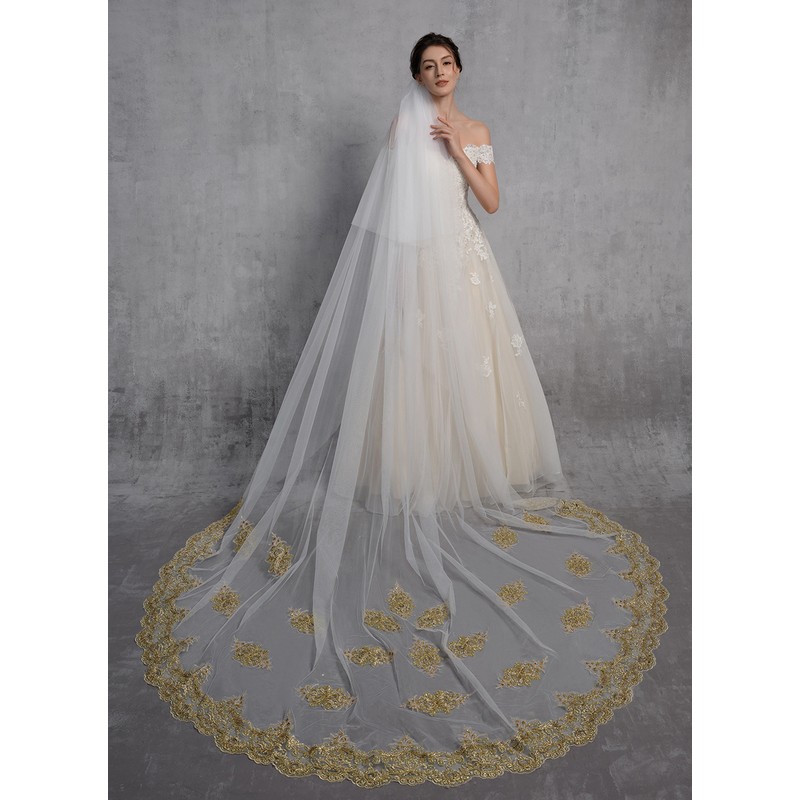 Two-tier Lace Applique Edge Cathedral Bridal Veils With Lace