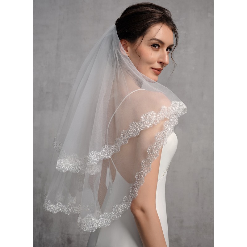 Two-tier Lace Applique Edge Elbow Bridal Veils With Lace