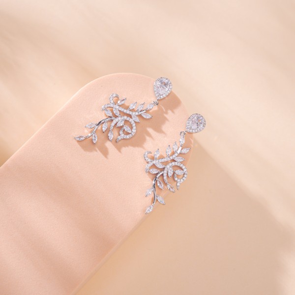 Ladies' Fashionable Alloy With Irregular Cubic Zirconia Earrings