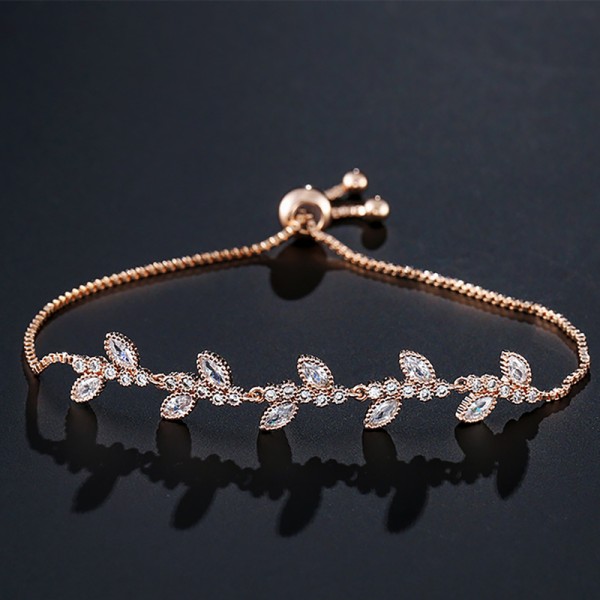 Ladies'/Couples' Elegant/Fashionable/Classic Alloy With Irregular Cubic Zirconia Bracelets