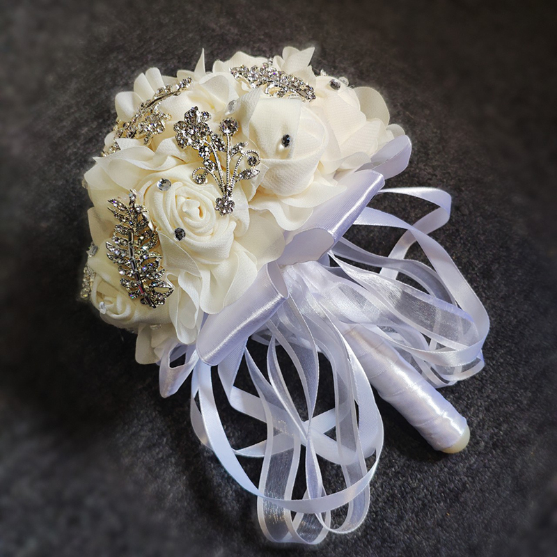 Pretty/Fancy/Fascinating/Graceful Round Satin/Rhinestone Bridal Bouquets -