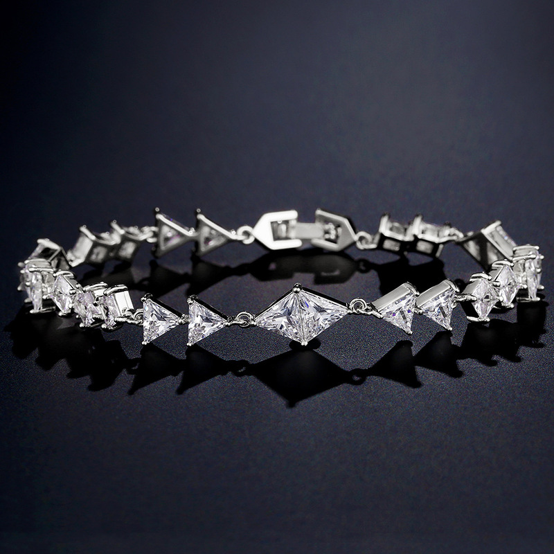 Elegant/Beautiful/Classic Alloy With Irregular Cubic Zirconia Bracelets