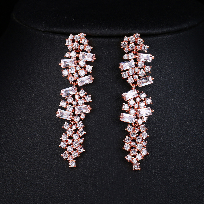 Ladies'/Couples' Elegant/Beautiful/Fashionable/Classic/Simple Alloy With Irregular Cubic Zirconia Earrings