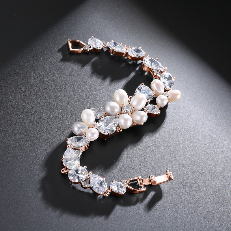 Elegant/Beautiful/Classic Alloy With Drop Cubic Zirconia/Imitation Pearls Bracelets