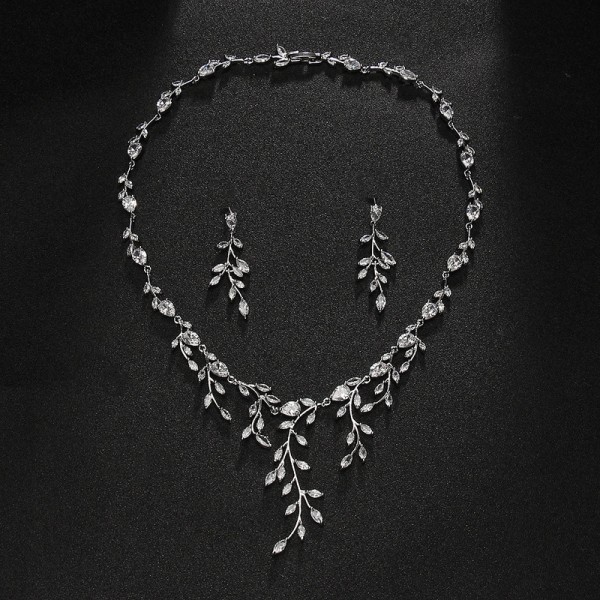 Ladies'/Couples' Elegant/Beautiful/Fashionable/Classic/Simple Alloy Rhinestone Jewelry Sets