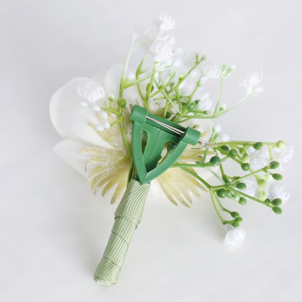 Elegant/Fascinating/Dreamlike Free-Form Silk Flower Boutonniere -