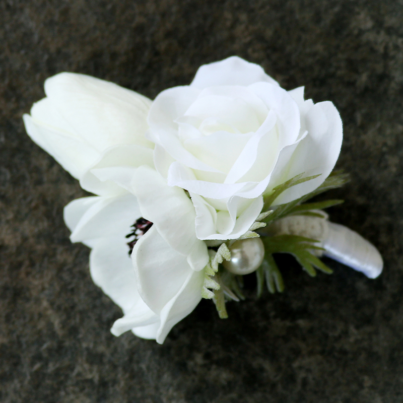 Elegant/Fascinating/Dreamlike Free-Form Silk Flower Boutonniere -