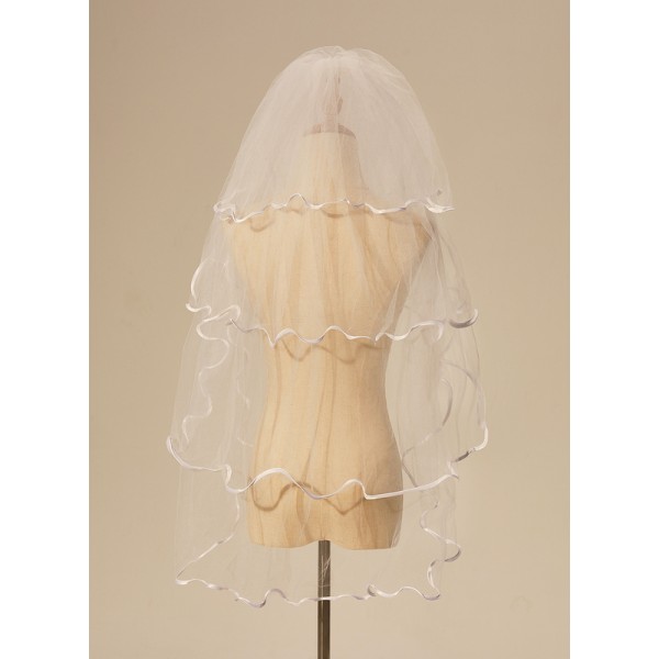 Four-tier Waltz Bridal Veils With Ribbon