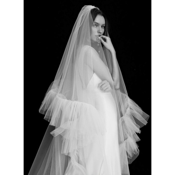 Two-tier Cut Edge Cathedral Bridal Veils With Lace