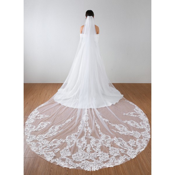 One-tier Lace Applique Edge Cathedral Bridal Veils With Sequin/Lace