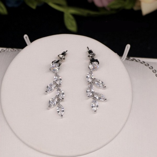 Elegant/Beautiful/Classic/Pretty Alloy With Drop Rhinestone Jewelry Sets