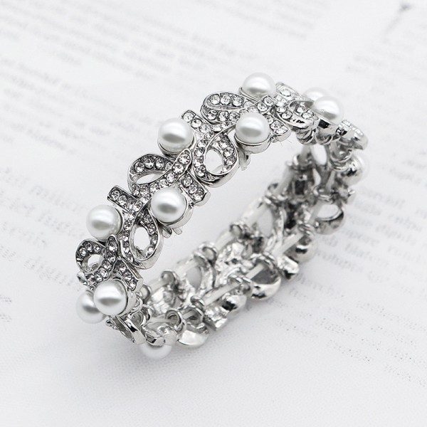 Beautiful/Charming/Attractive Alloy With Round Rhinestone/Imitation Pearls Bracelets