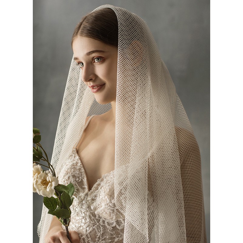 Two-tier Cut Edge Cathedral Bridal Veils With Lace